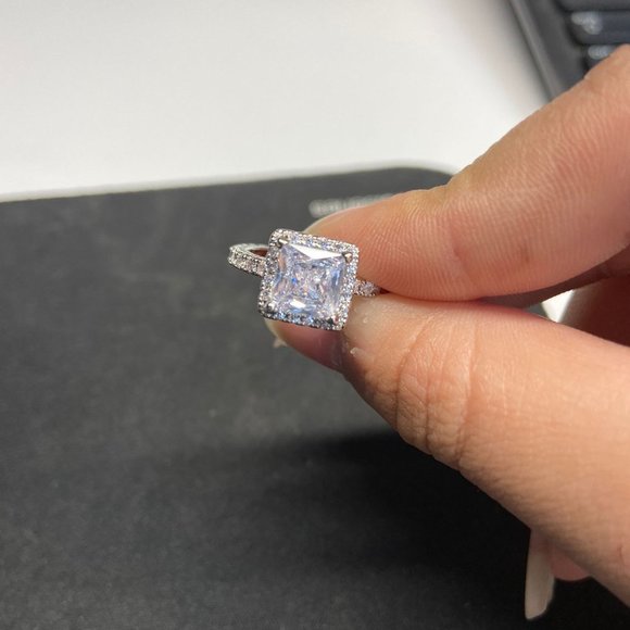 🔥 Romantic Glitter Large Diamond Zircon Thin CZ Rings for Women, PD472 - Picture 10 of 12